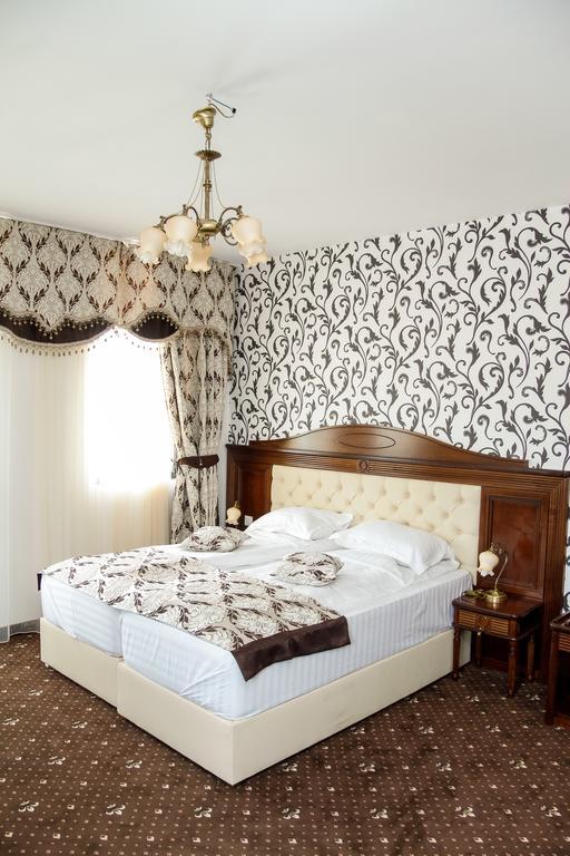Hotel Pik Elegance Ploieşti Pokoj fotografie