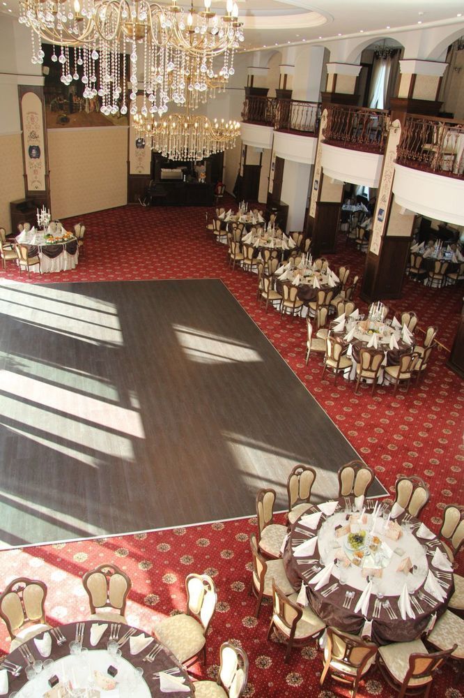 Hotel Pik Elegance Ploieşti Exteriér fotografie