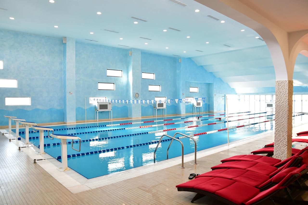 Hotel Pik Elegance Ploieşti Exteriér fotografie