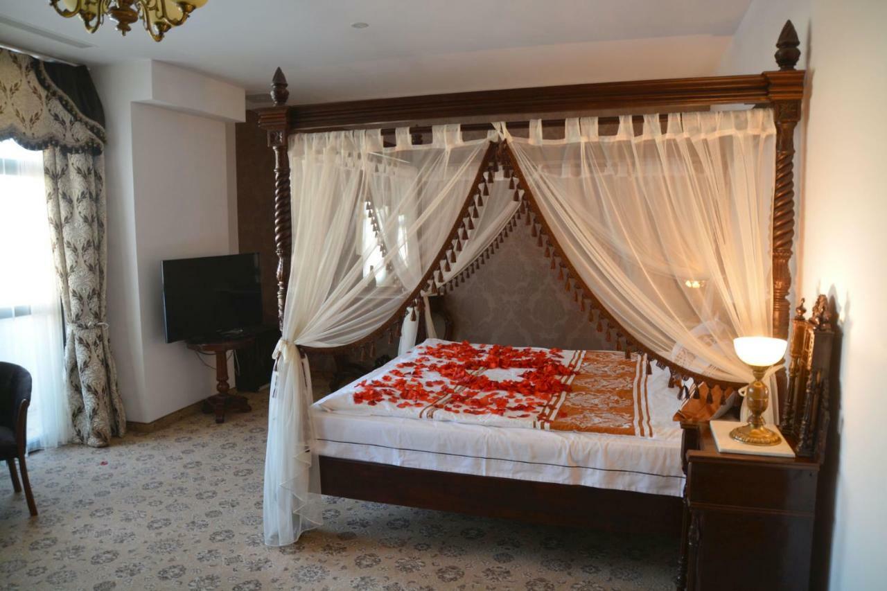 Hotel Pik Elegance Ploieşti Exteriér fotografie