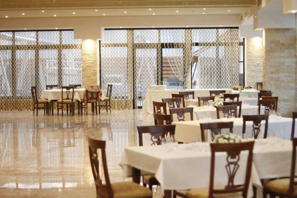 Hotel Pik Elegance Ploieşti Exteriér fotografie