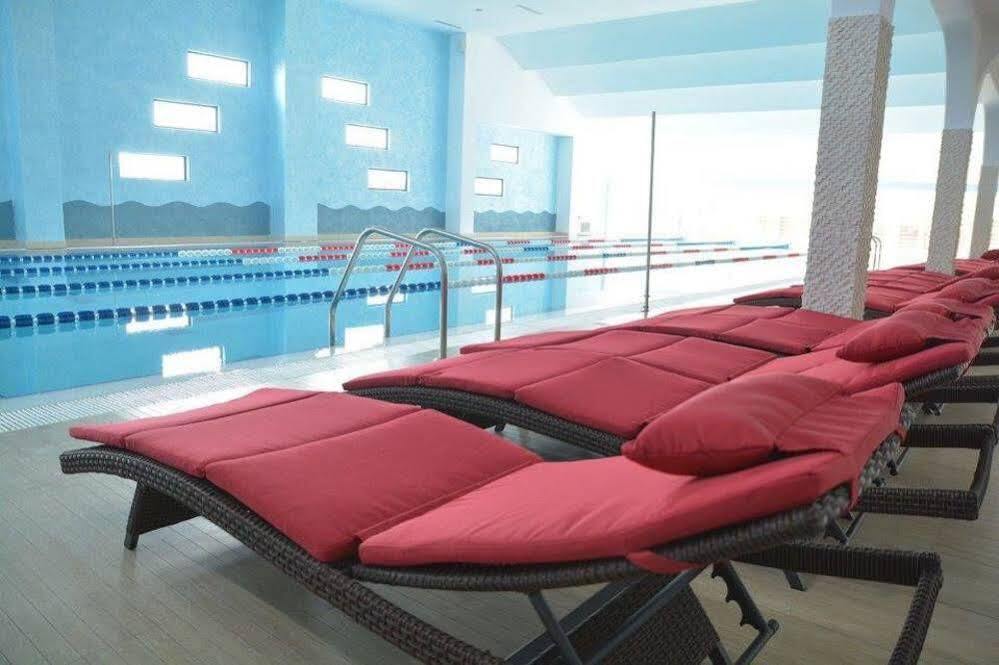 Hotel Pik Elegance Ploieşti Exteriér fotografie