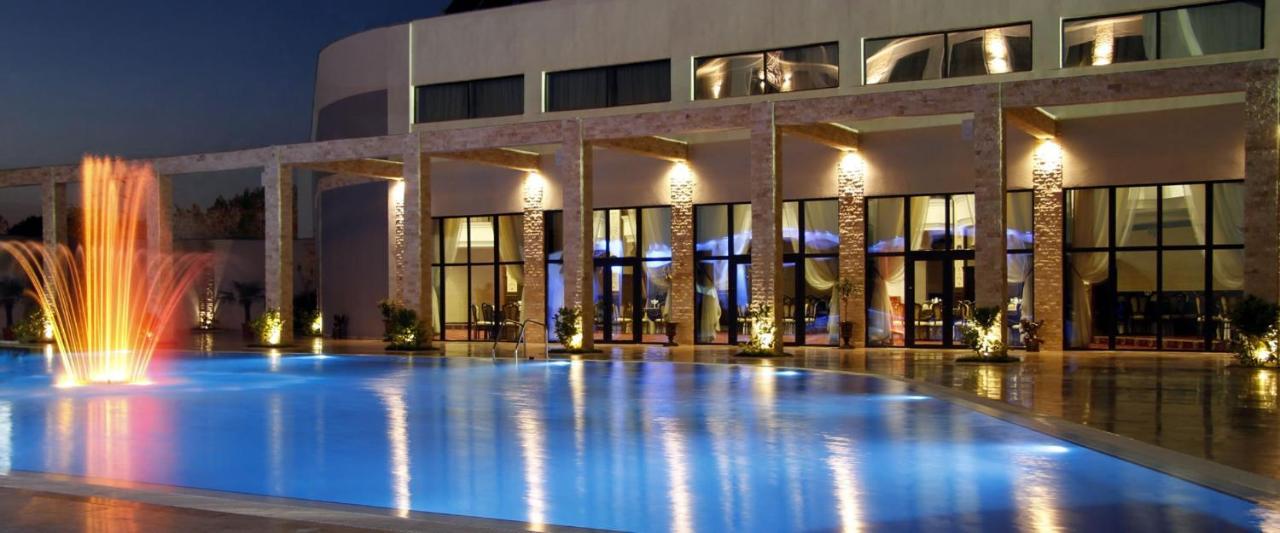 Hotel Pik Elegance Ploieşti Exteriér fotografie